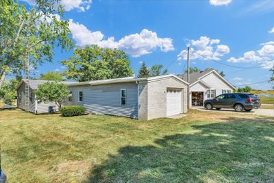 160 Sunrise Court, House other with 3 bedrooms, 3 bathrooms and 1 parking in Loda IL | Image 3