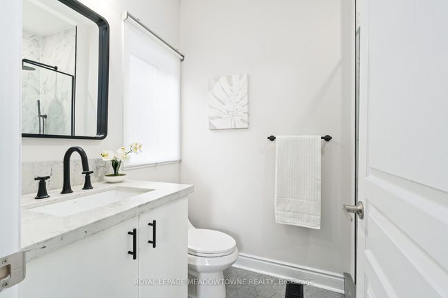 121 Upper Canada Crt, House other with 4 bedrooms, 4 bathrooms and 4 parking in Georgetown ON | Image 38
