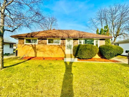 6504 N 85th Street, Milwaukee, WI, 53224 | Card Image