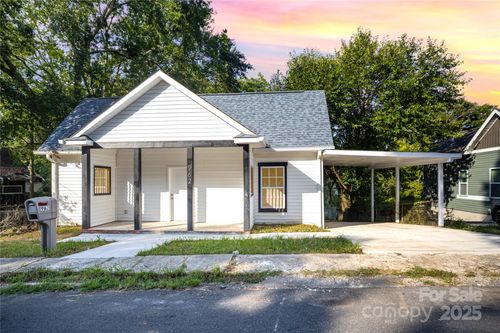 962 13th St, Lancaster, SC, 29720-3349 | Card Image