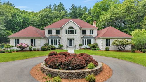 784 Strawberry Hill Rd, Concord, MA, 01742-5406 | Card Image