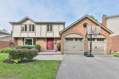 110 Sir Lancelot Dr, House other with 4 bedrooms, 3 bathrooms and 4 parking in Markham ON | Image 3