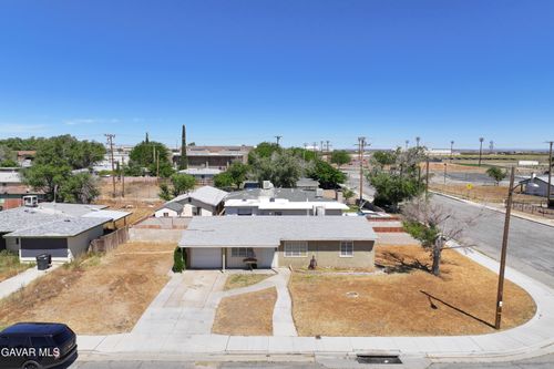 15600 M St, Mojave, CA, 93501-1834 | Card Image