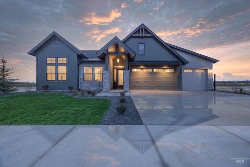 252 N Hunter Creek Ave, Eagle, ID, 83616-1137 | Card Image