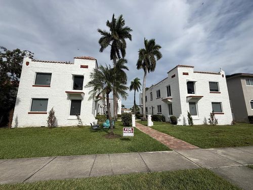 12-817 Tyler Street, Hollywood, FL, 33019 | Card Image