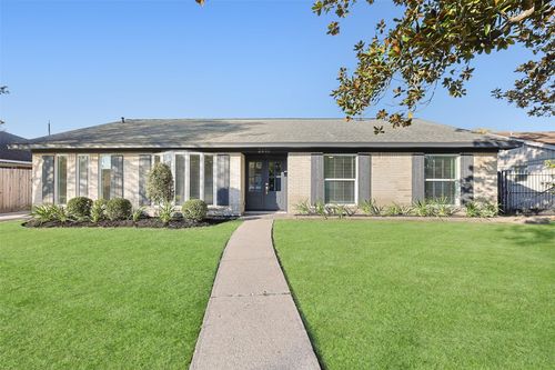 2410 Del Norte St, Houston, TX, 77018-1021 | Card Image