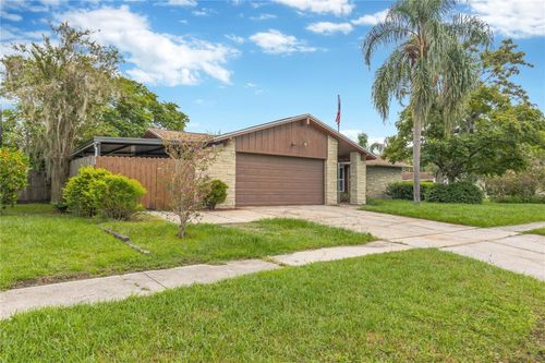 802 Centerwood Ct, BRANDON, FL, 33511-7704 | Card Image