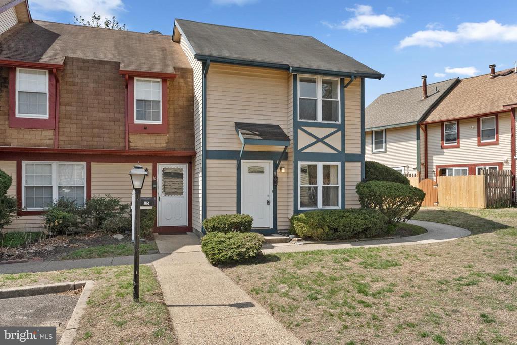 Residential in CLEMENTON 2