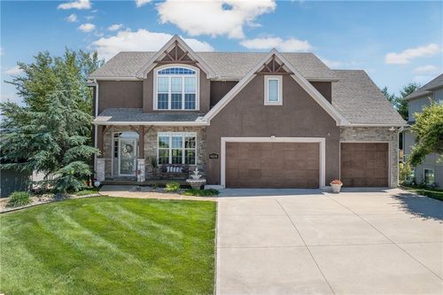 4614 Corinth Dr, Saint Joseph, MO, 64506-4013 | Card Image