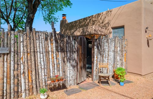 2-947 Lopez, Santa Fe, NM, 87501 | Card Image