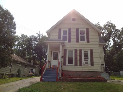 464 Mcclure Ave, Elgin, IL, 60123-3587 | Card Image