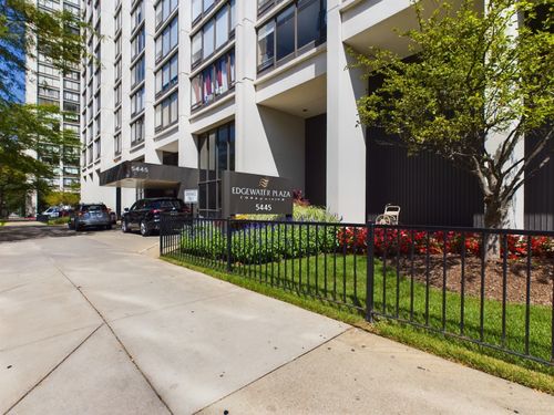 505-5445 N Sheridan Road, Chicago, IL, 60640 | Card Image