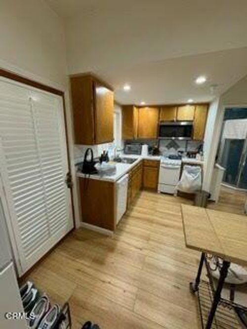 unit-d-210 N Primrose Ave, Alhambra, CA, 91801-6570 | Card Image