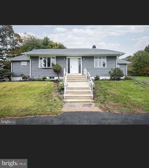 413 Paxson Ave, HAMILTON, NJ, 08690-1914 | Card Image