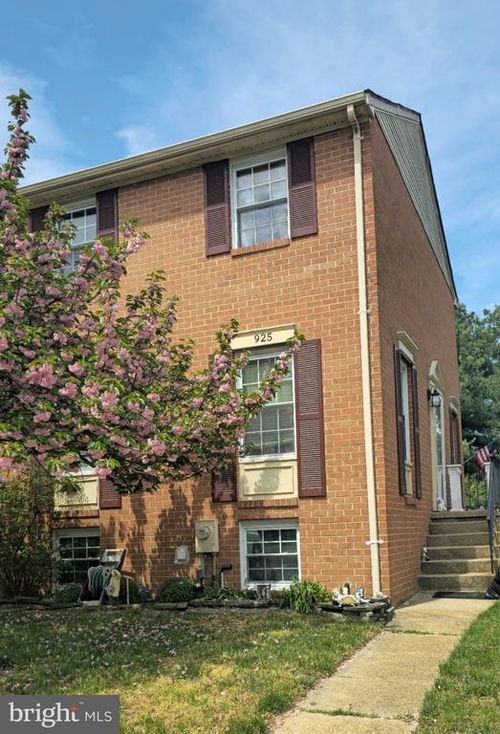 925 Mount Desert Harbour, PASADENA, MD, 21122-6522 | Card Image