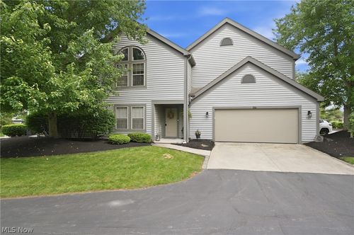 127 S Bayshore Dr, Columbiana, OH, 44408-9317 | Card Image