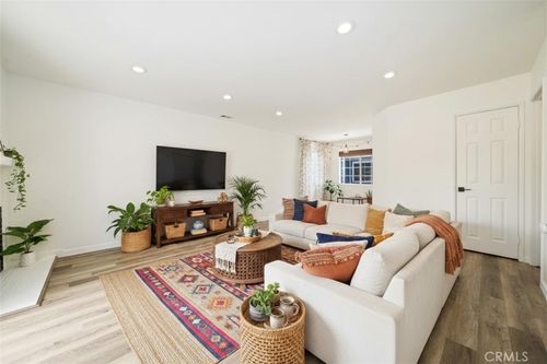 c-101 W Spring St, Long Beach, CA, 90806-1465 | Card Image