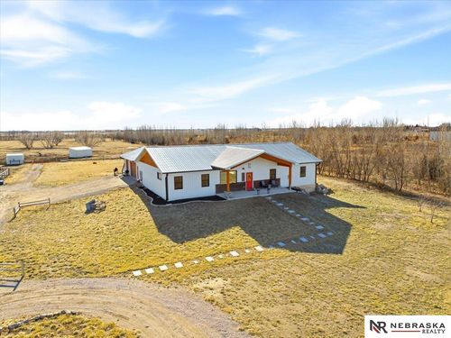 25825 Bennington Rd, Valley, NE, 68064-6221 | Card Image