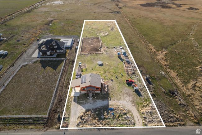 Bird's eye view featuring a rural view | Image 40
