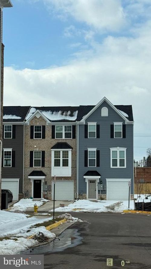 8234 Willowbend Turn, MANASSAS, VA, 20109 | Card Image