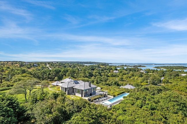 2 Squibnocket Rd, House other with 6 bedrooms, 6 bathrooms and 6 parking in Chilmark MA | Image 6