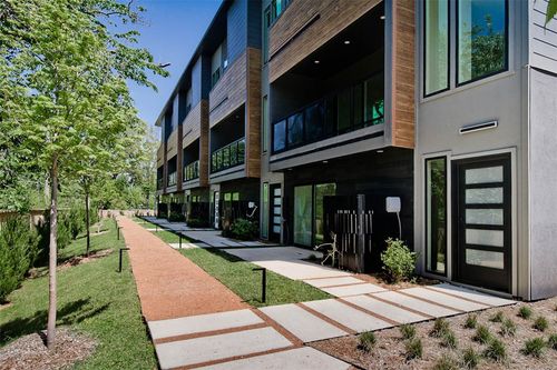 210 Nw 9th St, Bentonville, AR, 72712 | Card Image