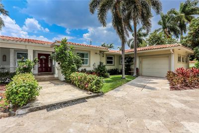 1304 Adams St, House other with 3 bedrooms, 3 bathrooms and null parking in Hollywood FL | Image 2