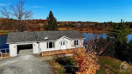 2045 Tessier Rd, Plantagenet, ON, K0B1L0 | Card Image