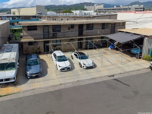 2135 Bannister Pl, Honolulu, HI, 96819-2322 | Card Image