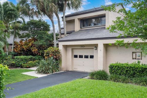 9264 Chelsea Dr S, Plantation, FL, 33324-6276 | Card Image