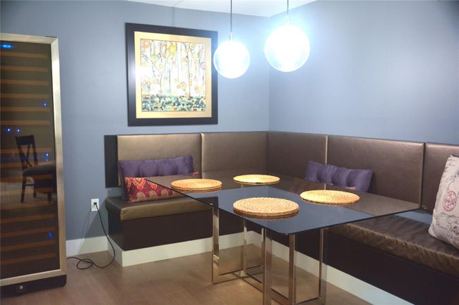 Kitchen Dining Nook | Image 6