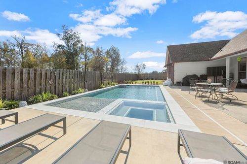 8510 Ormand Dr, Zachary, LA, 70791-7135 | Card Image