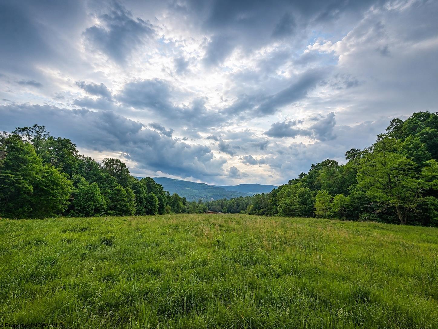 Land in Dryfork