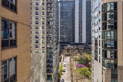 504-420 E Waterside Dr, Chicago, IL, 60601-8002 | Card Image