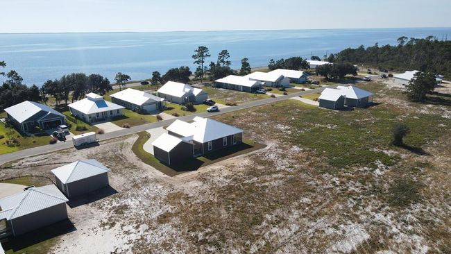 1703 St George's Ct, House other with 3 bedrooms, 2 bathrooms and 4 parking in Eastpoint FL | Image 10