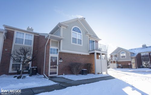 15381 Yale Dr, Clinton Township, MI, 48038-1098 | Card Image