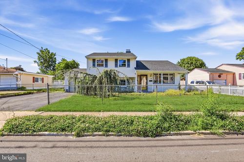 14 Lancaster Dr, BURLINGTON, NJ, 08016-2910 | Card Image