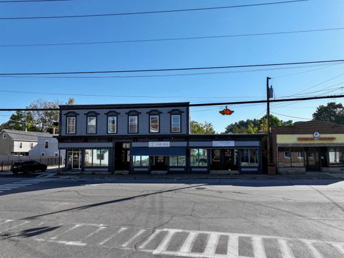 445 Main St, Farmington, NH, 03835-3775 | Card Image