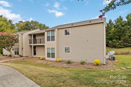 11001 Running Ridge Rd, Charlotte, NC, 28226-4434 | Card Image