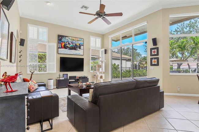3848 Oak Ridge Cir, House other with 4 bedrooms, 3 bathrooms and null parking in Weston FL | Image 21