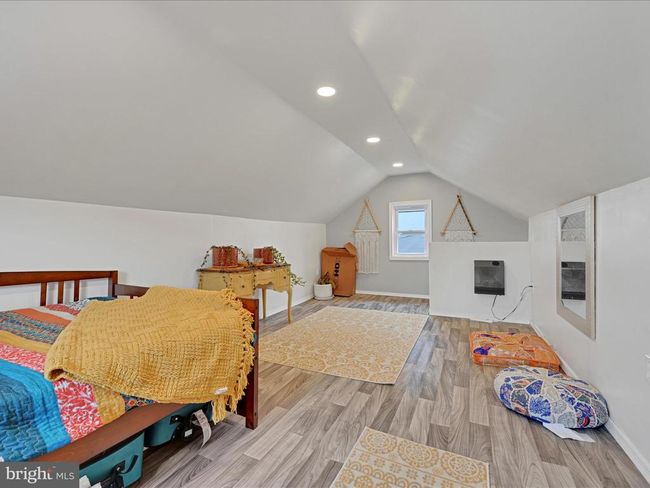 547 E Main St, House other with 4 bedrooms, 3 bathrooms and null parking in HEGINS PA | Image 32