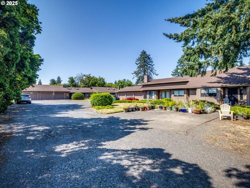 13736 Se Bush St, Portland, OR, 97236-2938 | Card Image