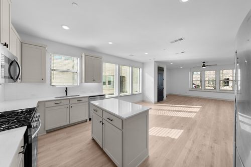 500 4th St, Argyle, TX, 76226-4555 | Card Image