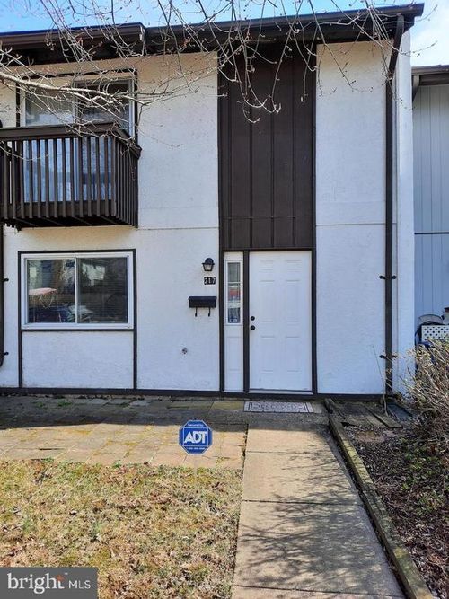 217 Sugarland Run Dr, STERLING, VA, 20164-1237 | Card Image