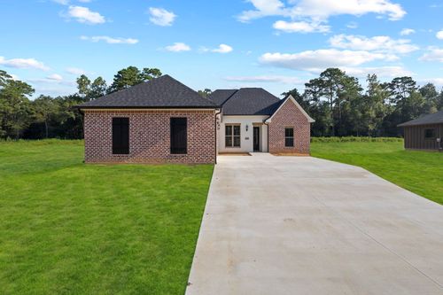 825 Strickland St, Vidor, TX, 77662-5442 | Card Image