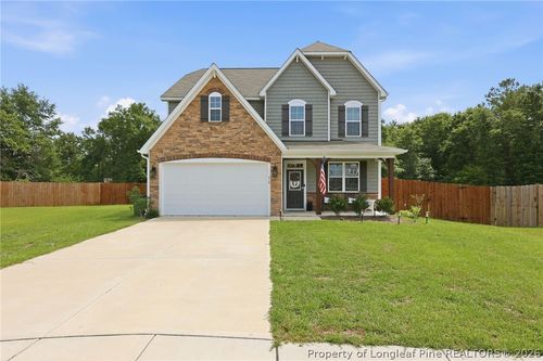 218 Woodsrun St, Raeford, NC, 28376-9801 | Card Image