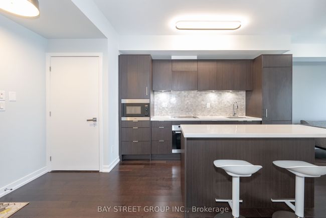 3212 - 21 Widmer St, Condo with 2 bedrooms, 1 bathrooms and null parking in Toronto ON | Image 12
