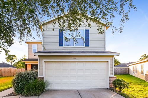7727 Painted Desert Dr, Cypress, TX, 77433-2210 | Card Image