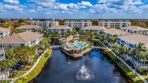 apt-303-7725 Pebble Creek Cir, NAPLES, FL, 34108-6566 | Card Image