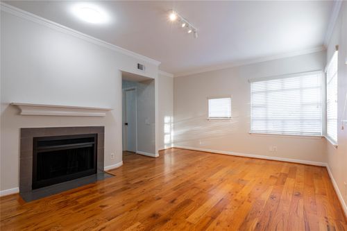 44d-4004 Montrose Blvd, Houston, TX, 77006-4953 | Card Image